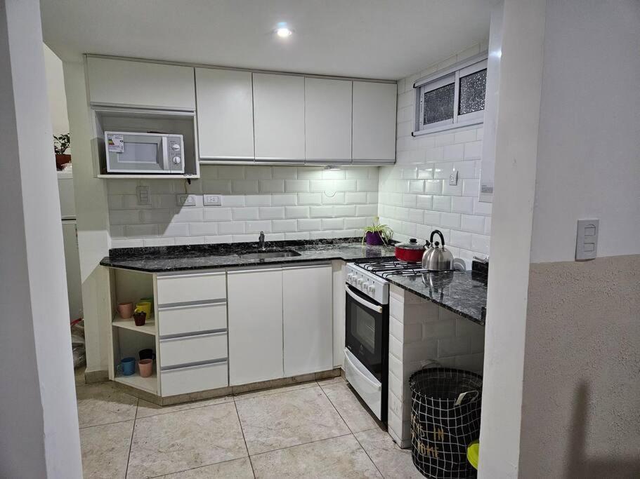 -Casa Yerbal- 4 Amb - Reserva Minima 2 Noches Dir Yerbal 1125 布宜诺斯艾利斯 外观 照片